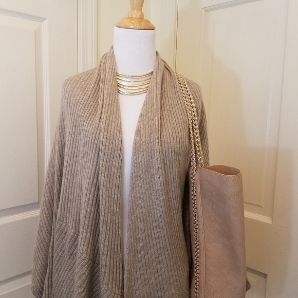 ZARA ANGORA PONCHO NWT - Picture 2 of 6